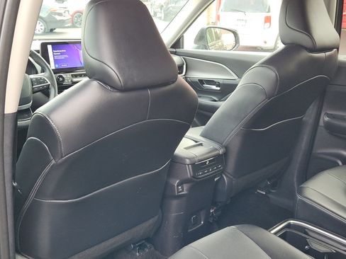 Certified 2025 Toyota Grand Highlander AWD image 24