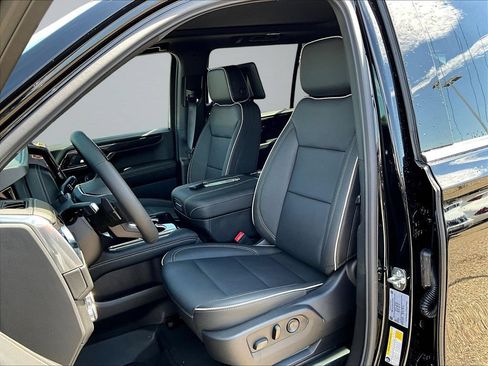 New 2026 GMC Yukon XL Elevation w/ Elevation Premium Package AWD/4WD image 28
