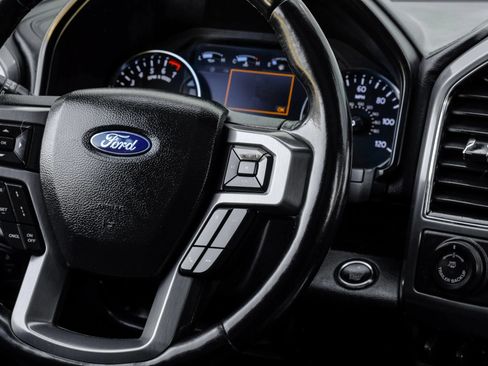 Used 2019 Ford Expedition Max Platinum RWD image 22
