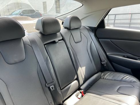 Used 2023 Hyundai Elantra Limited FWD image 53
