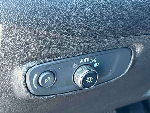 Used 2023 Chevrolet Equinox RS w/ RS Leather Package AWD/4WD image 21