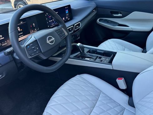 New 2026 Nissan Sentra SL w/ Floor Mat Package image 8