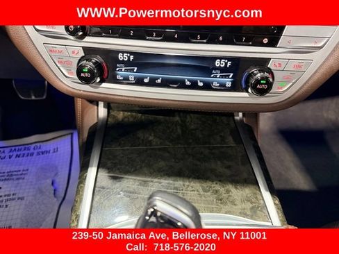 Used 2021 BMW 750i xDrive w/ Executive Package AWD/4WD image 34