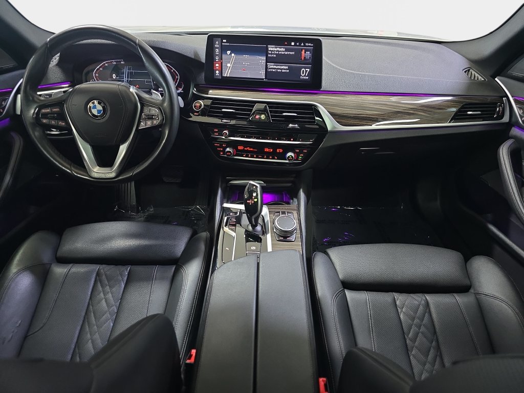 Certified 2022 BMW 530i w/ Premium Package RWD image 12