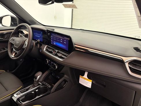 New 2026 Chevrolet TrailBlazer ACTIV w/ Convenience Package FWD image 34