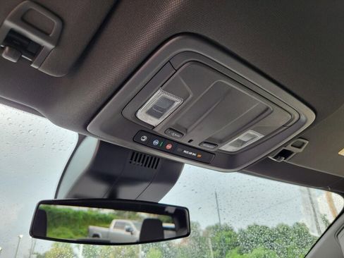 New 2025 GMC Sierra 2500 SLE w/ SLE Value Package; image 18