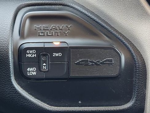 Used 2024 RAM 2500 Laramie AWD/4WD image 33