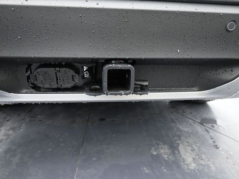 New 2026 Ford Explorer Active w/ Active Comfort Package image 17