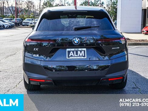 Used 2022 BMW iX xDrive50 w/ Convenience Package image 11