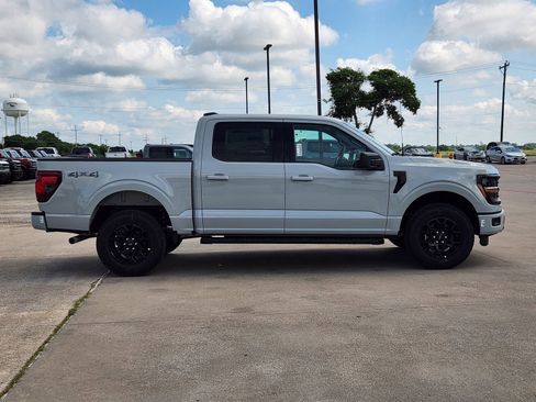 New 2026 Ford F150 XLT w/ XLT Black Appearance Package AWD/4WD image 7