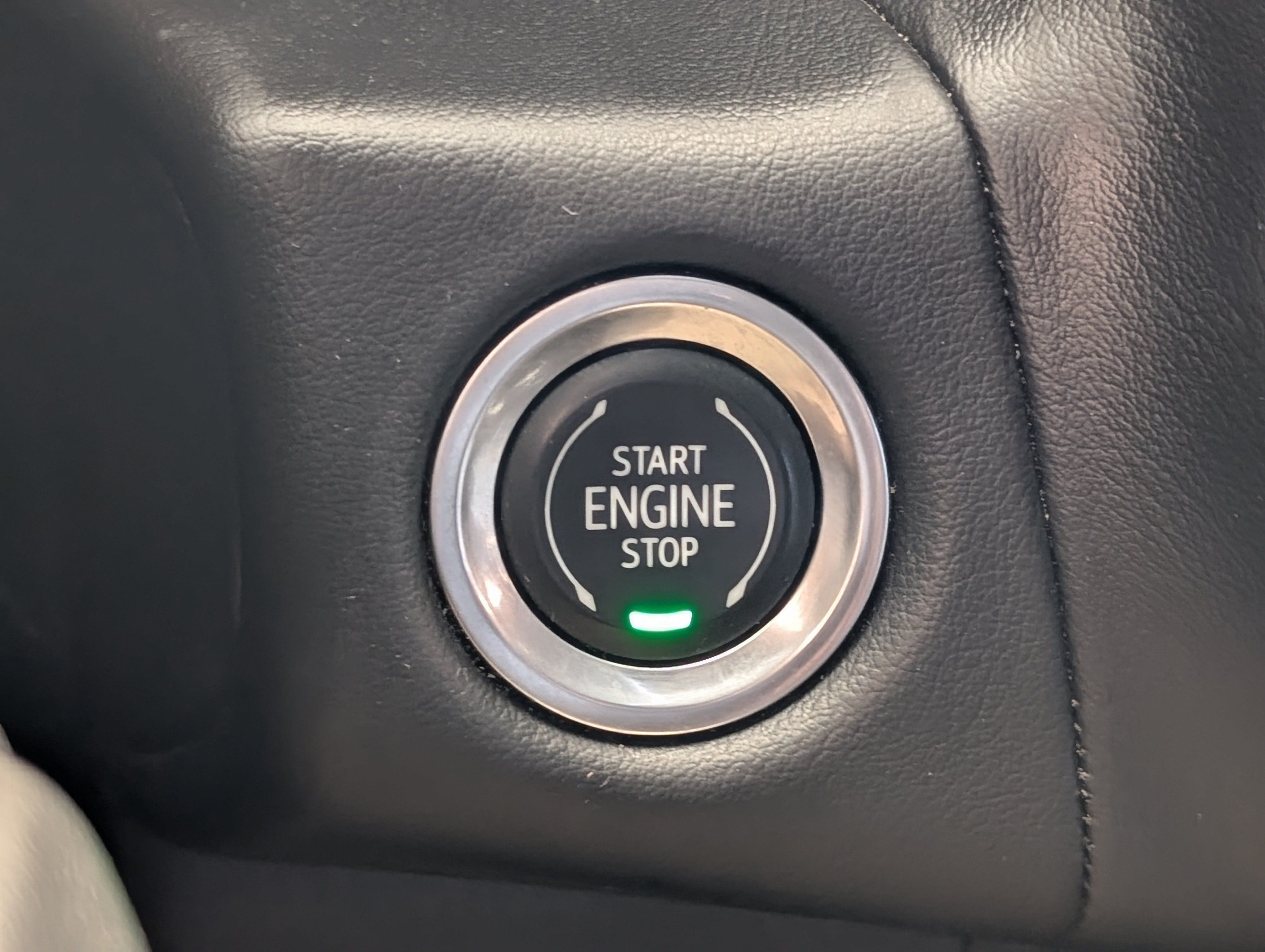 Used 2021 Chevrolet Tahoe LS AWD/4WD image 36