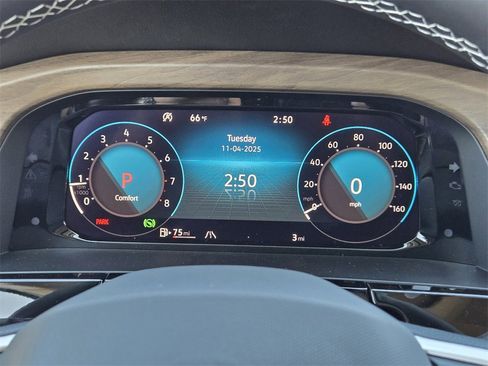 New 2026 Volkswagen Atlas SE image 13