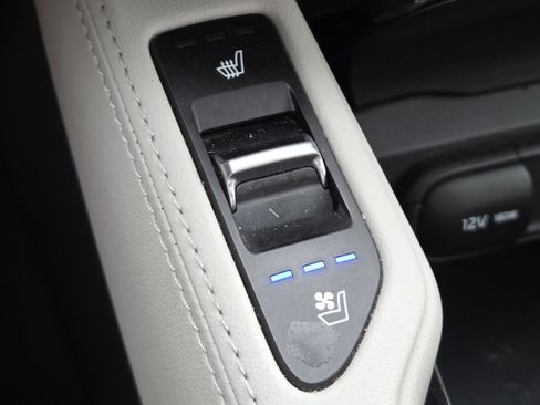 Used 2023 Kia Telluride SX FWD image 13