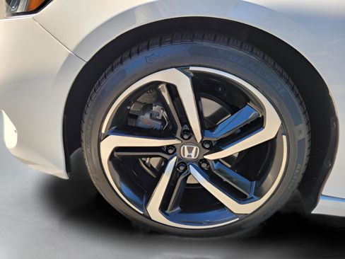 Used 2020 Honda Accord Sport image 32