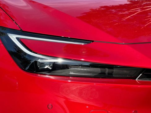 New 2027 Toyota Prius XLE FWD image 31