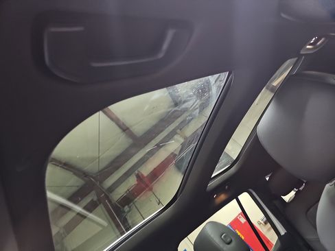 Used 2026 Mercedes-Benz GLB 250 image 29