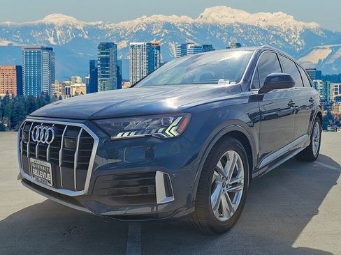 Used 2022 Audi Q7 3.0T Prestige image 3