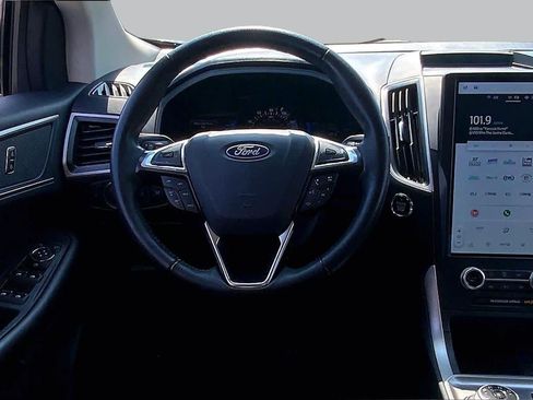 Used 2024 Ford Edge SEL AWD/4WD image 6