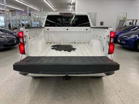 Used 2019 Chevrolet Silverado 1500 LT w/ Convenience Package image 34