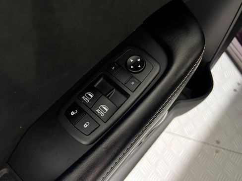 Used 2021 Dodge Challenger SRT Hellcat w/ Plus Package image 12