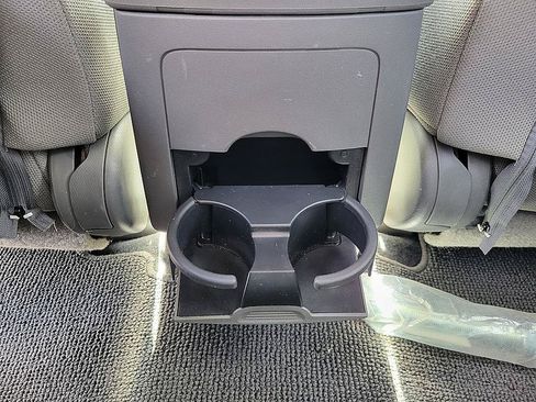 Used 2019 Nissan Frontier S RWD image 32