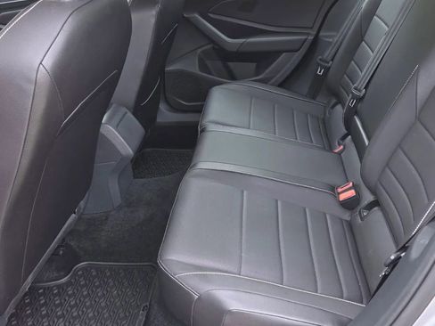 Used 2023 Volkswagen Jetta SE FWD image 10