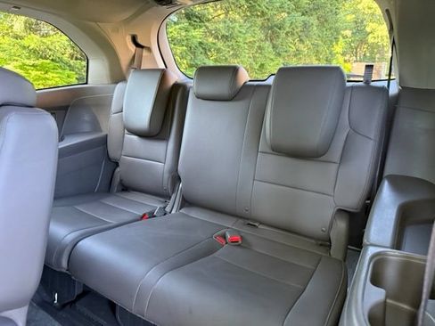 Used 2015 Honda Odyssey EX-L image 26