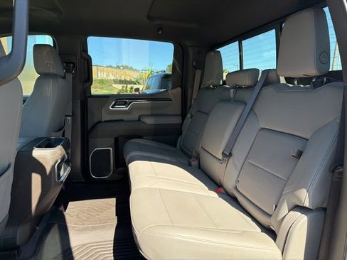 Used 2025 Chevrolet Silverado 1500 LTZ image 25