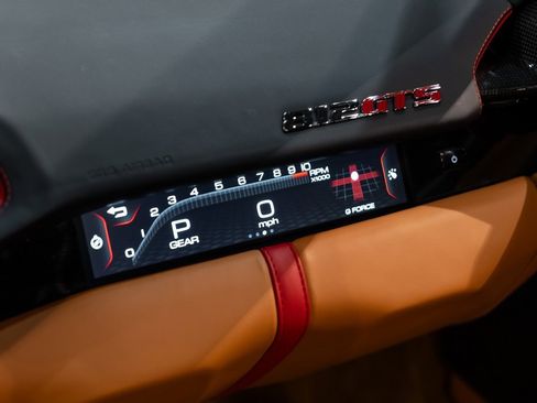 Certified 2021 Ferrari 812 GTS image 38
