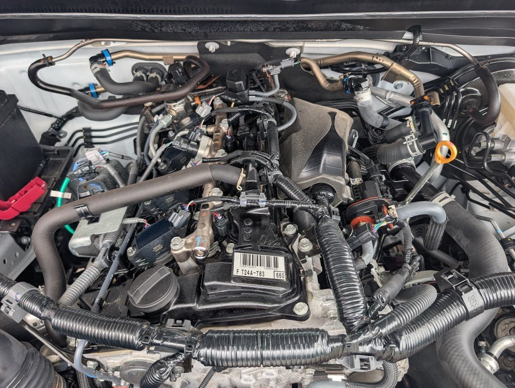 Certified 2025 Toyota Tacoma SR5 AWD/4WD image 35