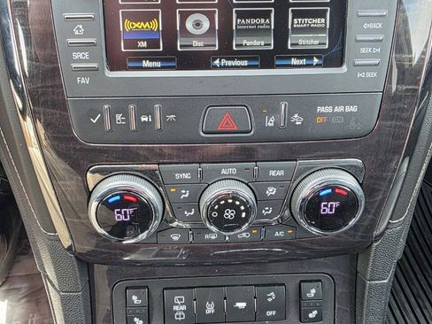 Used 2017 Buick Enclave Leather w/ Enclave Sport Touring Edition FWD image 14
