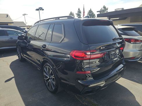 Used 2021 BMW X7 M50i w/ Executive Package image 4