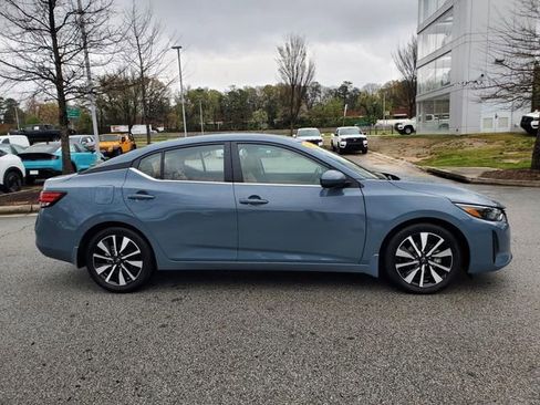 Certified 2025 Nissan Sentra SV w/ SV Premium Package FWD image 3