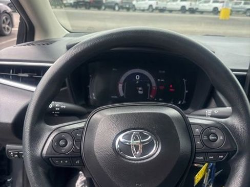 Used 2026 Toyota Corolla LE FWD image 8