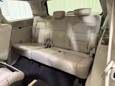 Used 2019 Lincoln Navigator Reserve w/ Cargo Package image 13