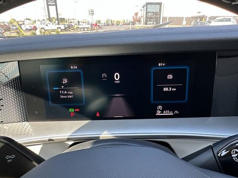 New 2025 Volkswagen Tiguan SE AWD/4WD image 23