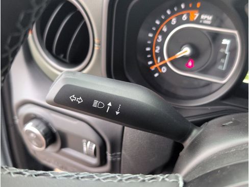 New 2025 Jeep Gladiator Mojave w/ Convenience Group image 27