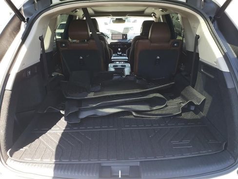 Certified 2024 Acura MDX SH-AWD w/ Technology Package image 8