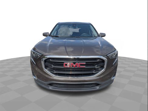 Used 2020 GMC Terrain SLE w/ LPO, Floor Liner Package AWD/4WD image 9