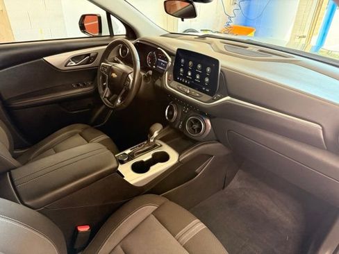Used 2024 Chevrolet Blazer LT FWD image 23