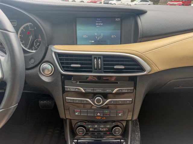 Used 2018 INFINITI QX30 Premium w/ Cargo Package AWD/4WD image 11