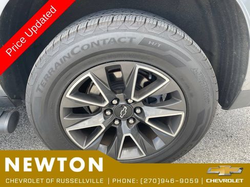 Used 2021 Chevrolet Tahoe Z71 w/ Z71 Off-Road Package AWD/4WD image 53