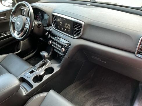 Used 2021 Kia Sportage S w/ S AWD Premium Package image 18