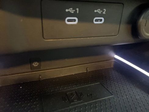 Used 2024 Nissan Rogue Platinum w/ Platinum Premium Package image 11