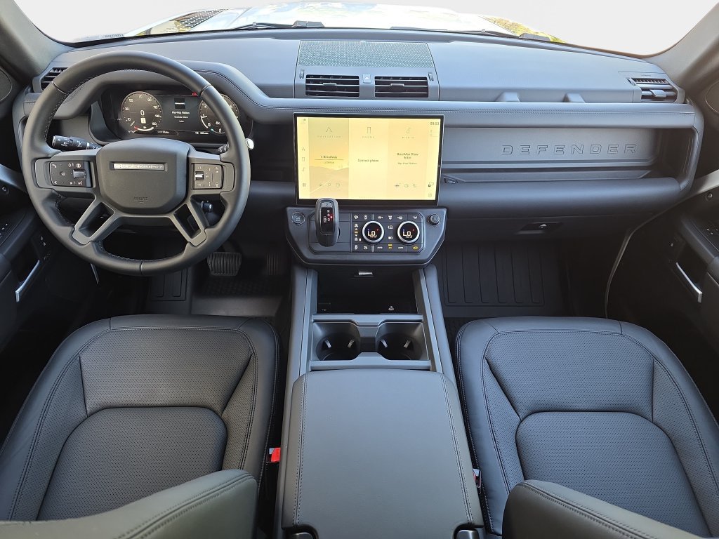 New 2026 Land Rover Defender 110 X-Dynamic SE AWD/4WD image 9