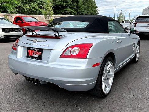 Used 2007 Chrysler Crossfire Limited RWD image 34