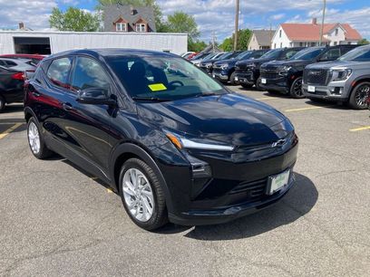 New 2027 Chevrolet Bolt LT w/ Comfort Package