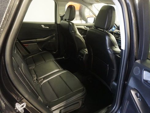 Used 2022 Ford Escape SEL w/ Technology Package image 26