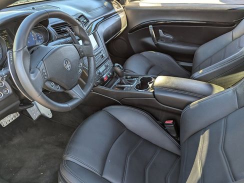 Used 2015 Maserati GranTurismo Sport image 22