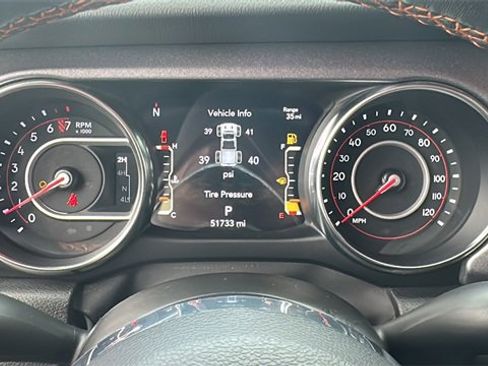 Used 2022 Jeep Gladiator Mojave w/ Cold Weather Group image 27